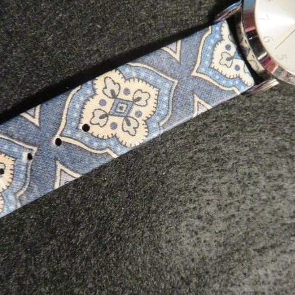VERA BRADLEY WATCH / NANTUCKET BAND/ PRE-OWNED main image 6